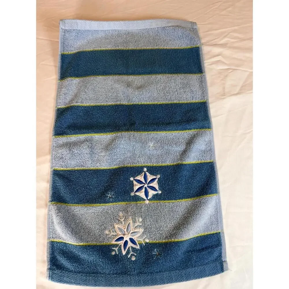 Vintage 1993 Winter Snowflake Hand Towel‎ Blue Green Terry Cloth Grannycore